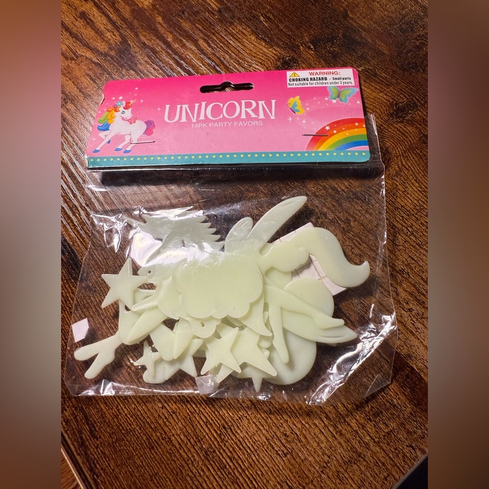 UNICORN GLOW IN THE DARK SHAPES